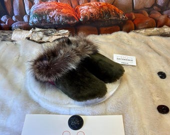 Women's Fleurette size 6 slippers – Italian sherling & recycled leather, unique handmade piece from Quebec