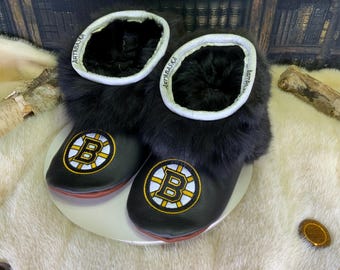 Les Éliane 11 Men's Boston Bruins Special Edition Recycled Fur Indoor Moccasin