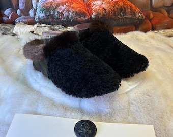 Jeannette women's size 7 slippers – Italian sherling & recycled leather, unique handmade piece from Quebec