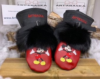 Recycled leather and fur mittens. Mickey Special Edition. Les Marcelle. Size Large