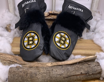 Boston Bruins Edition Recycled Leather and Fur Mittens Les Jeanne Grandeur x-Large