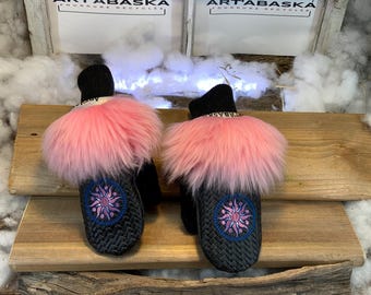City mittens in recycled fur and leather, Les Lucie Collection Ruban Rose Size Small