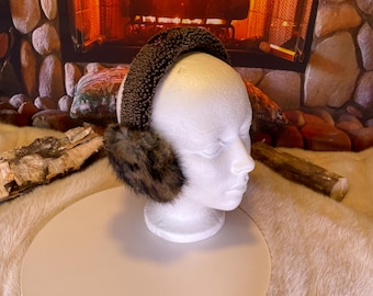 Earmuffs made entirely of recycled fur, recycled dyed Muskrat edition and shaved mink on the head Les Diane