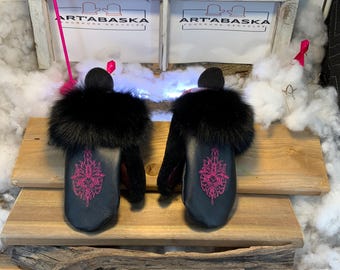 City mittens in recycled fur and leather, Les Odile Collection Ruban Rose Size Large