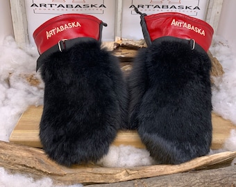 Recycled fur and leather mittens, Les Angèle. Size Large