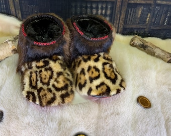 Les Eugénie 10 WOMEN'S recycled fur indoor moccasin