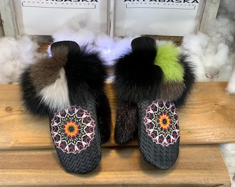 City mittens in recycled fur and leather, Les Edith Collection Ruban Rose Size Medium