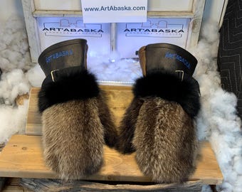 Recycled and refashioned fur and leather mittens. Constance Large Size