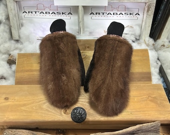 Mathilde Medium City Mittens in Recycled Fur – Handmade in Quebec – Lightweight, Elegant, Urban Comfort – ArtAbaska