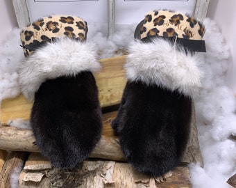 Recycled fur and leather mittens. Les Claire. Size XL.