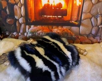 Decorative cushion in recycled fur in Patchwork Fox Collection Ruban Rose
