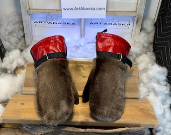 Recycled and reshaped fur and leather mittens. The Aline Large Size