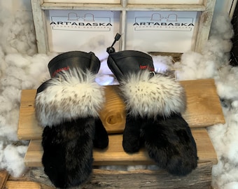 Recycled fur and leather mittens, Les Yollande Size Medium