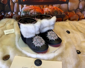 Les Colette 7 WOMEN'S recycled fur indoor moccasin