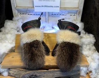 Denise Mittens – Medium, recycled raccoon & Norwegian fox, black Italian leather, brown sheared sheepskin, handmade, Quebec