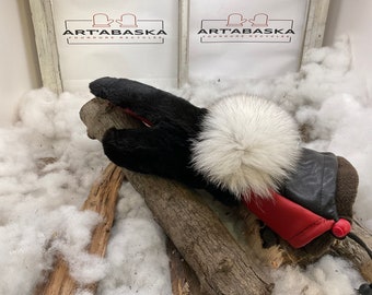 Recycled fur and leather mittens. Marie-Thérese. Size XL.