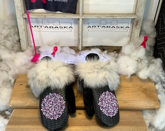City mittens in recycled fur and leather, Les Constance Collection Ruban Rose Size Medium