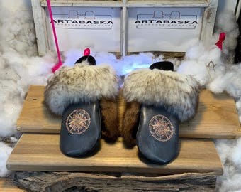 City mittens in recycled fur and leather, Les Blanche Collection Ruban Rose Size Medium