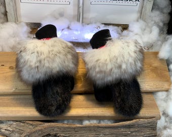 City mittens in recycled fur and leather, Les Gisèle Collection Ruban Rose Size Small