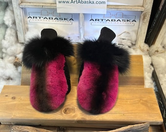 Medium Véronique city mittens in recycled fur – Handmade in Quebec – Lightweight, elegant, urban comfort – ArtAbaska