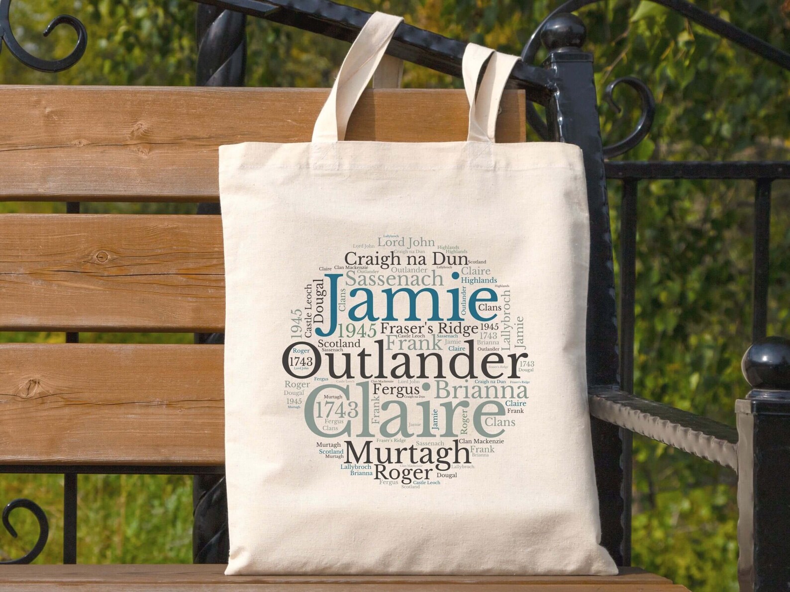 Outlander Tote Bag, Jamie and Claire Fraser, Diana Gabaldon Books