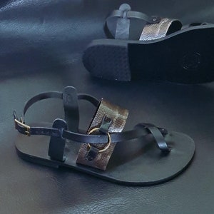 Men Women New Season Stylish Design Handmade Sandal ,More color Option , Leather Under Sole ,Very Fast Deliver By Express Cargo