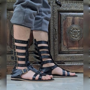 Unisex Men Gladiator Sandal, Ancient age Black Antique 28 CM / 11 inch  High Knee HandMade Leather ,Renaissance fair Costume Warrior sandal