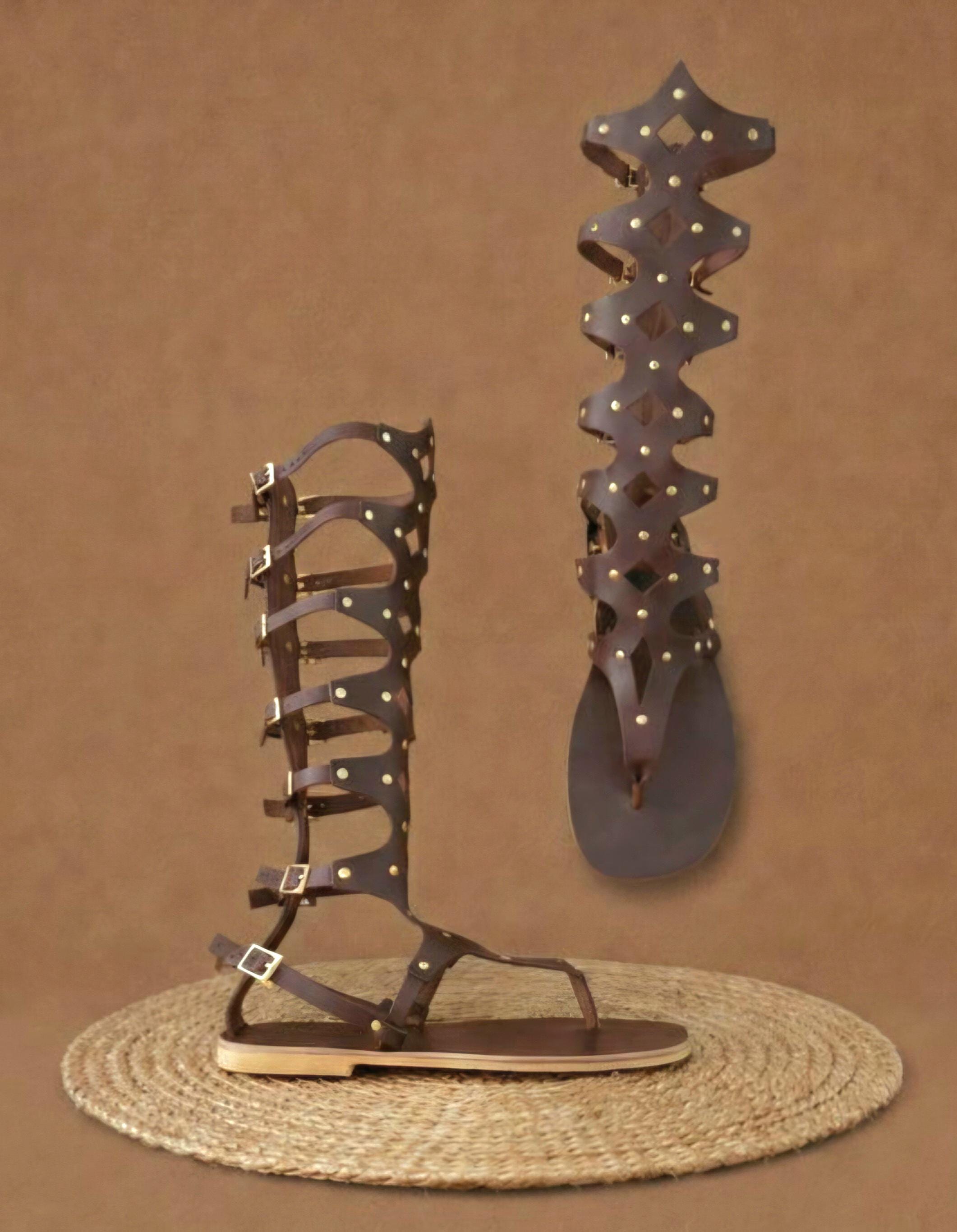Sandales Gladiateur Neuves Nine West, Daim Marron, Talons Plats, Lacets, Taille 8.5