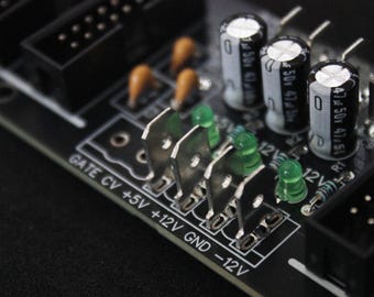 CubuSynth - Eurorack Power Bus Board