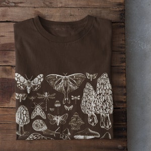 Mushroom Tshirt, Mushroomcore Shirt, Grunge Clothing, Cottagecore Shirt, Moths Tshirt, Fungi T-shirt, Goblincore Shirt, Indie Colthing