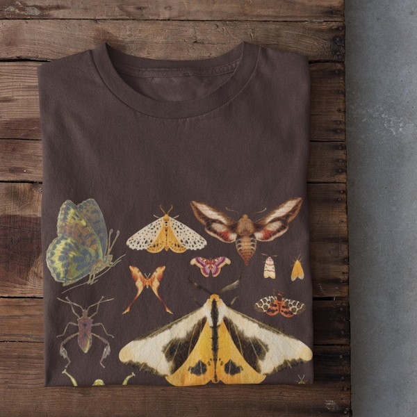 Cottagecore Moths Tshirt, Goblincore Clothing, Grunge Clothing, Insect Shirt, Dark Academia Clothing, Grunge Fairycore, Mall Goth