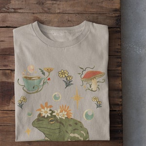 Cottagecore camiseta unissex goblincore sapo, camiseta retrô de cogumelo da moda, camiseta amante de cartas de tarô bruxa, roupas grunge fairycore dark academia