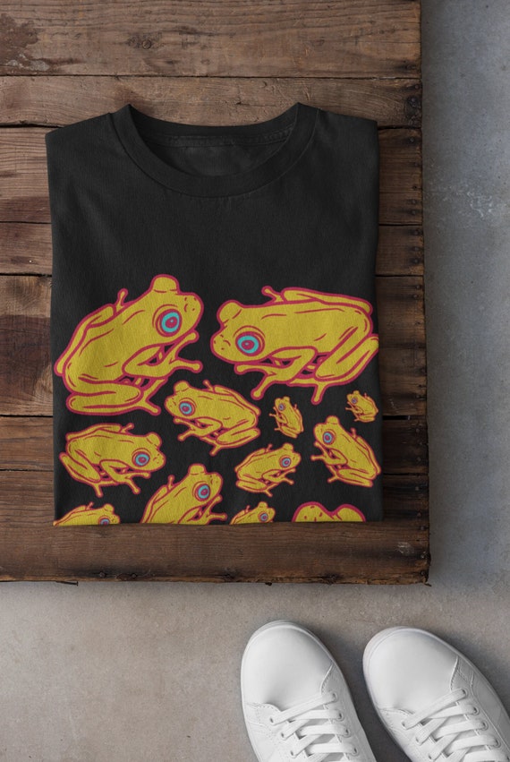 Tree Frog T Shirt, Frog Lover Gift, Goth Punk Shirt, Jungle Shirt, Grunge Clothing, Goblincore, Taxidermy, Horror,Alt clothing, Streetwear