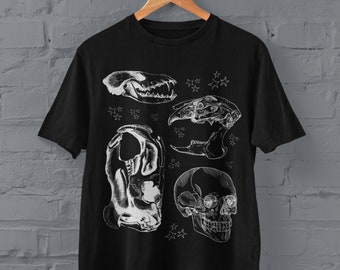 Skulls Tshirt,Grunge Clothing,Goblincore Clothing,Dark Cottagecore,Dark Academia,Bones Tshirt,Witchy Clothing,Alt Clothing,Taxidermy,Fairy