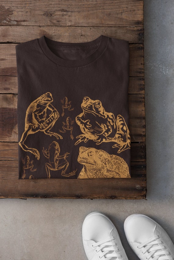 Cottagecore Frog T Shirt, Frog Lover Gift, Goth Punk Shirt, Gothic Tshirt, Grunge Clothes, Goblincore, Taxidermy, Horror,Alt Clothing,