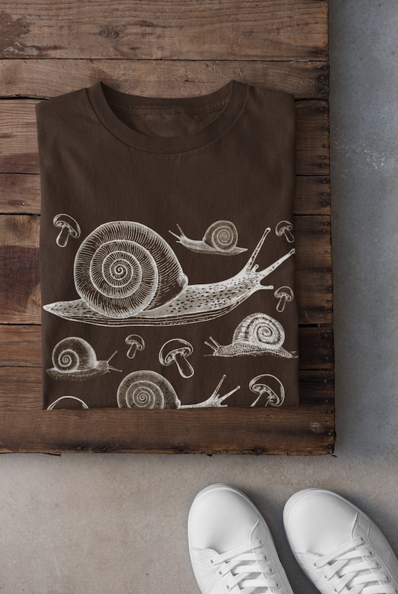 Cottagecore Mushroom Tshirt, Goblincore Aesthetic, Grunge Clothing, Snails Tshirt, Dark Academia, Witchy Top, Fungi T-shirt, Goblincore Goth