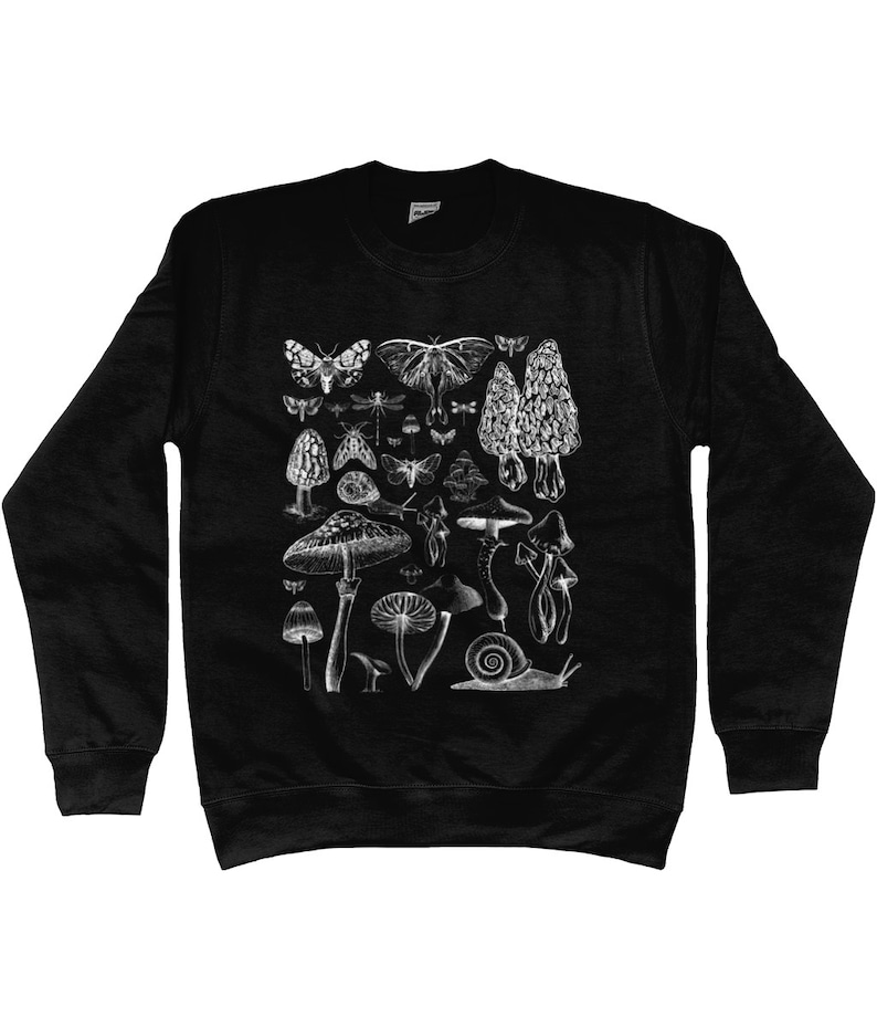 Moletom de cogumelo, suéter de cogumelo, suéter de traça, roupas grunge, roupas cottagecore, suéter fairycore, fungos, estética goblincore imagem 4