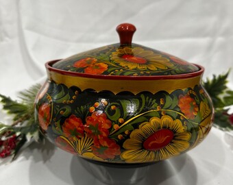 Vintage Hand-Painted Russian Khokhloma Serving Dish | Folk Art Wooden Bowl | USSR Lacquerware | Red Black Gold Floral Decor
