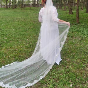 Cute Cathedral veil with Chantilly Lace Trim: Wedding veil lace in soft Ivory