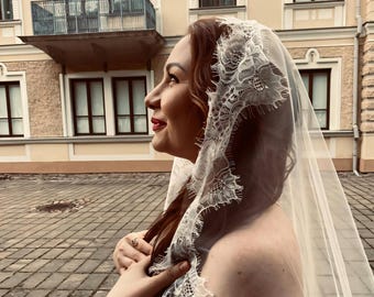 Chantilly Lace Veil Mantilla -Elegant Cathedral Lace Trim Veil for Bride