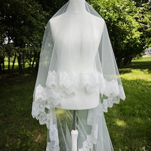 Chantilly Lace Wedding Veil with Blusher - Soft Ivory
