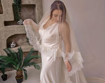 Chantilly Lace Veil with Blusher ,Two-Tier Cathedral Drop Wedding Veil with Scalloped Floral Edge, Handmade Bridal Veil in Soft Ivory