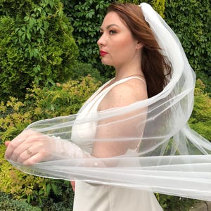 Cathedral Single Tier Simple Bridal Veil Soft Tulle with Pencil edge in Soft Ivory