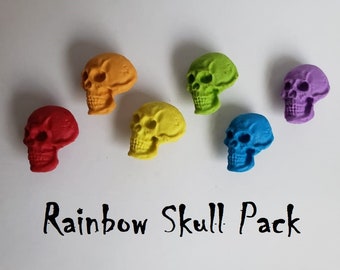 Rainbow Polymer Clay Skull Magnets, colorful Skull Refrigerator Magnets, Spooky Locker Magnets, Pride Art, Halloween Decorations