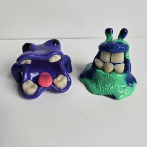 Toothy Monster, Creepy Cryptid Sculpture, Spooky Halloween Knick Knack, Weird Funny Gift idea, Dentist Dental present, Monster with Teeth
