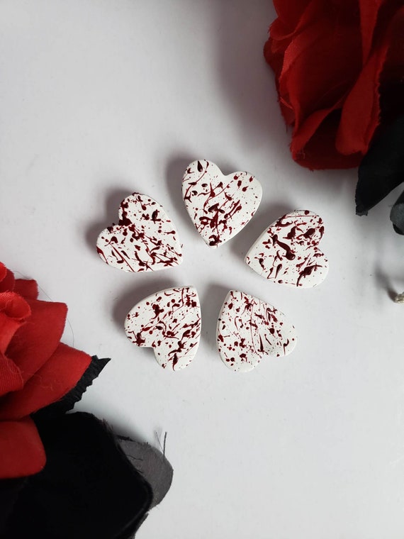 Blood Spatter Valentine's day Heart magnets, bloody hearts, Romantic Spooky Gift Idea, Anniversary gift idea, Halloween Fridge Magnet