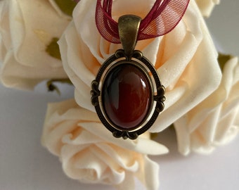 Collier Long Pendentif Cœur En Pâte De Verre Style Murano – Années 80, Vintage