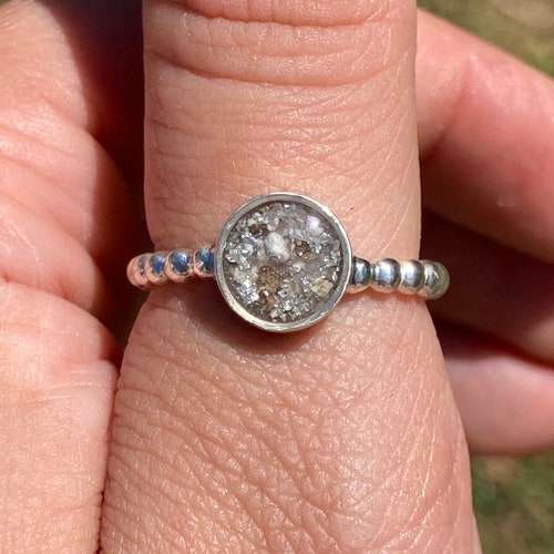 9ct Gold or 925 Silver Keepsake Memorial Ring an Oval Style Etsy