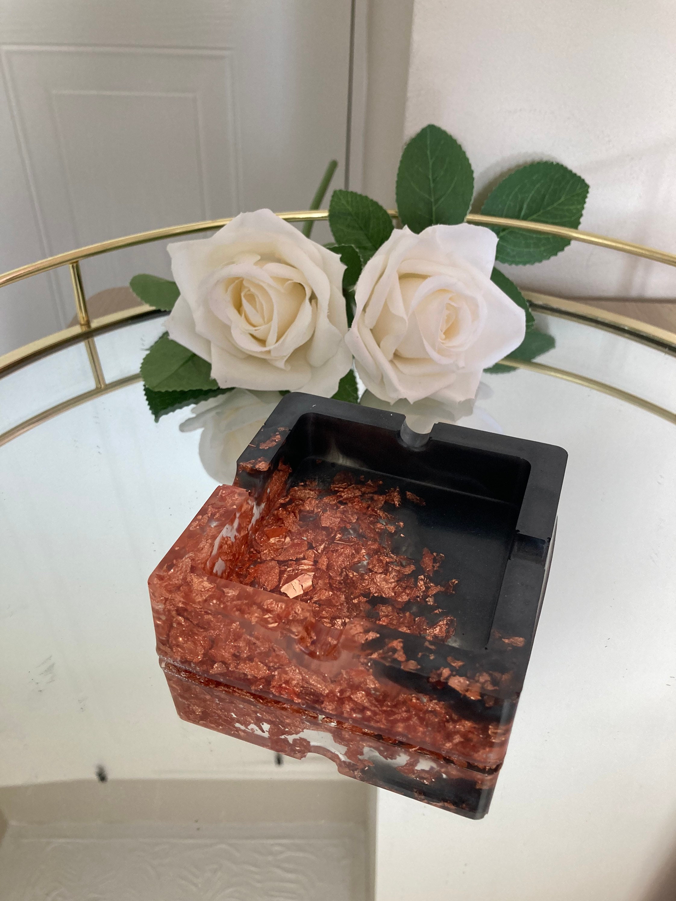 Resin ombre ashtray