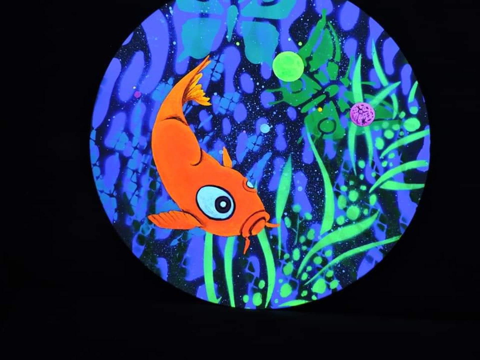 Fish in blacklight multi techniques3D UV HD acryl painting Etsy